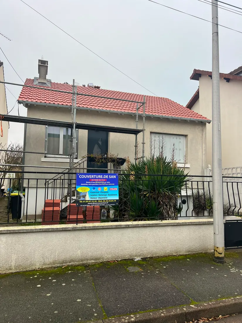 Maison rénovée couvreur Essonne 91